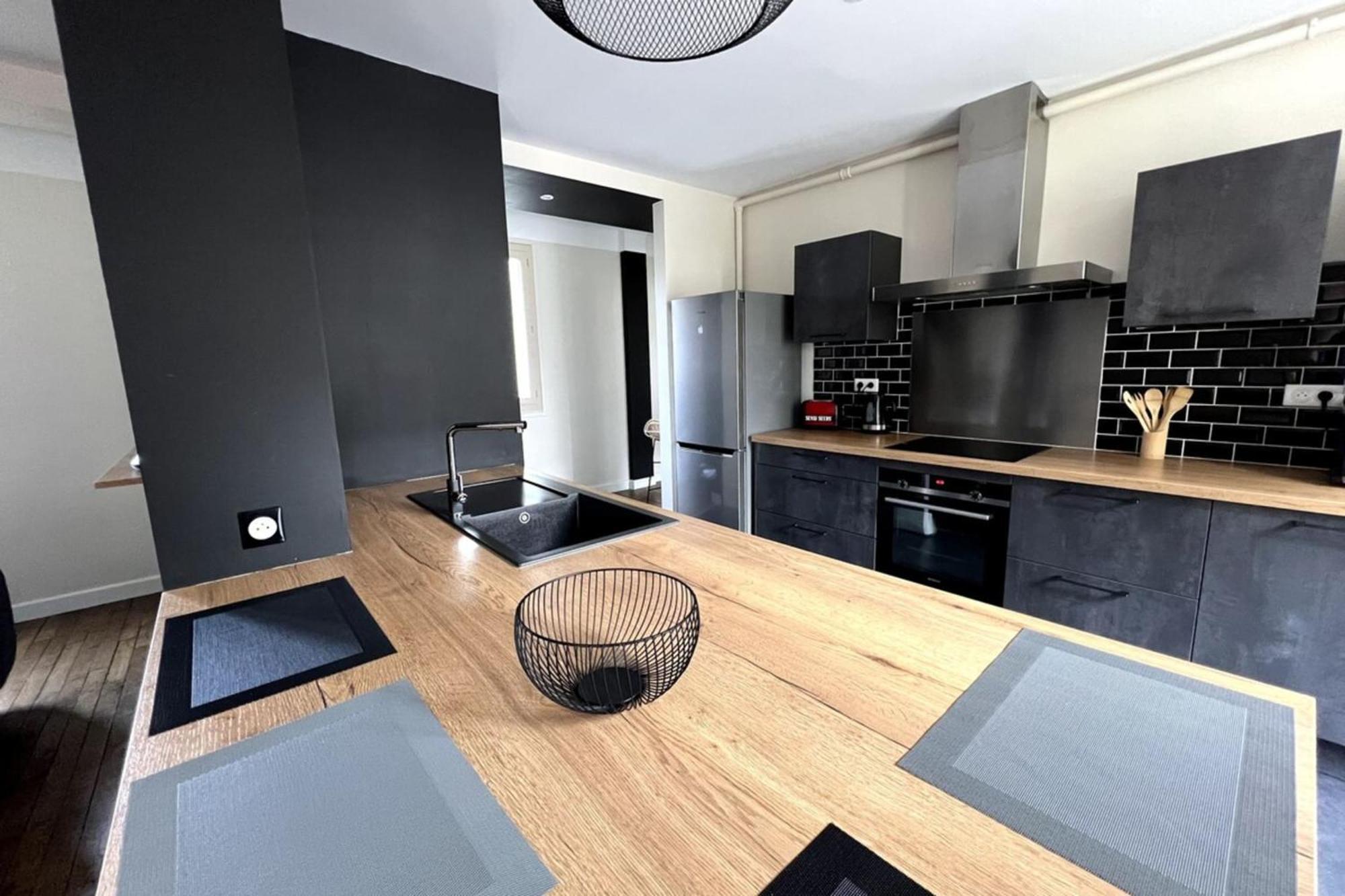 Casa Brune - T3 En Centre - Proche Gare Apartment